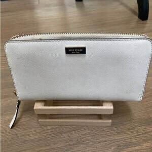 Kate Spade Saffiano Leather Wallet